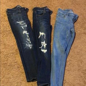 3 pairs of american eagle jeans